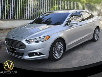 Ford Fusion Titanium 2016, plata, foto 1